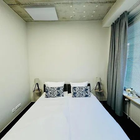 Elbapartment 29 Qm Mit Eigenem Badezimmer Hamburgo Exterior foto
