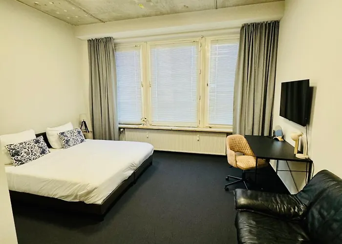 Elbapartment 29 Qm Mit Eigenem Badezimmer